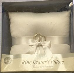 Wilton Ring Bearer's Pillow