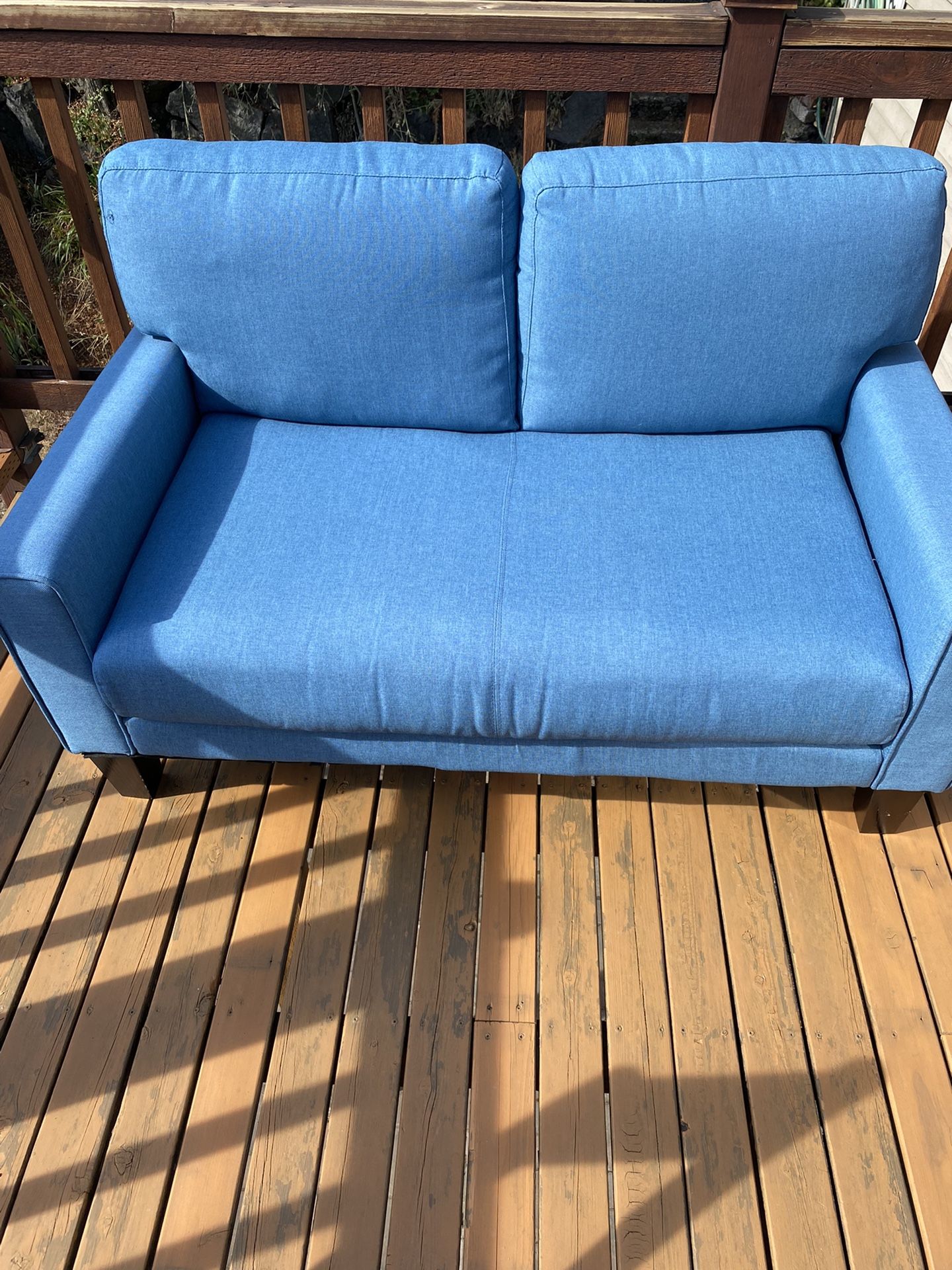 Loveseat / Small Couch Good Condition for Sale in Seattle, WA OfferUp