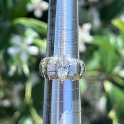 Vintage 14k Marquise Natural Diamond Engagement Ring 