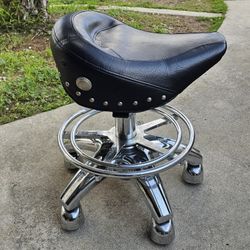 Motorcycle Stool 