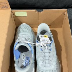 Skechers Swift Fit - Women - size 6 - Brand New