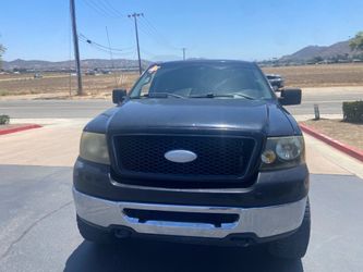 06 Ford F 150 4 by 4