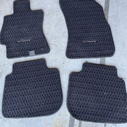 Original Subaru Carpeted Floor Mats 