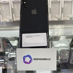 Apple iPhone X 256GB Unlocked 