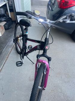 26 inch Schwinn ountain bike