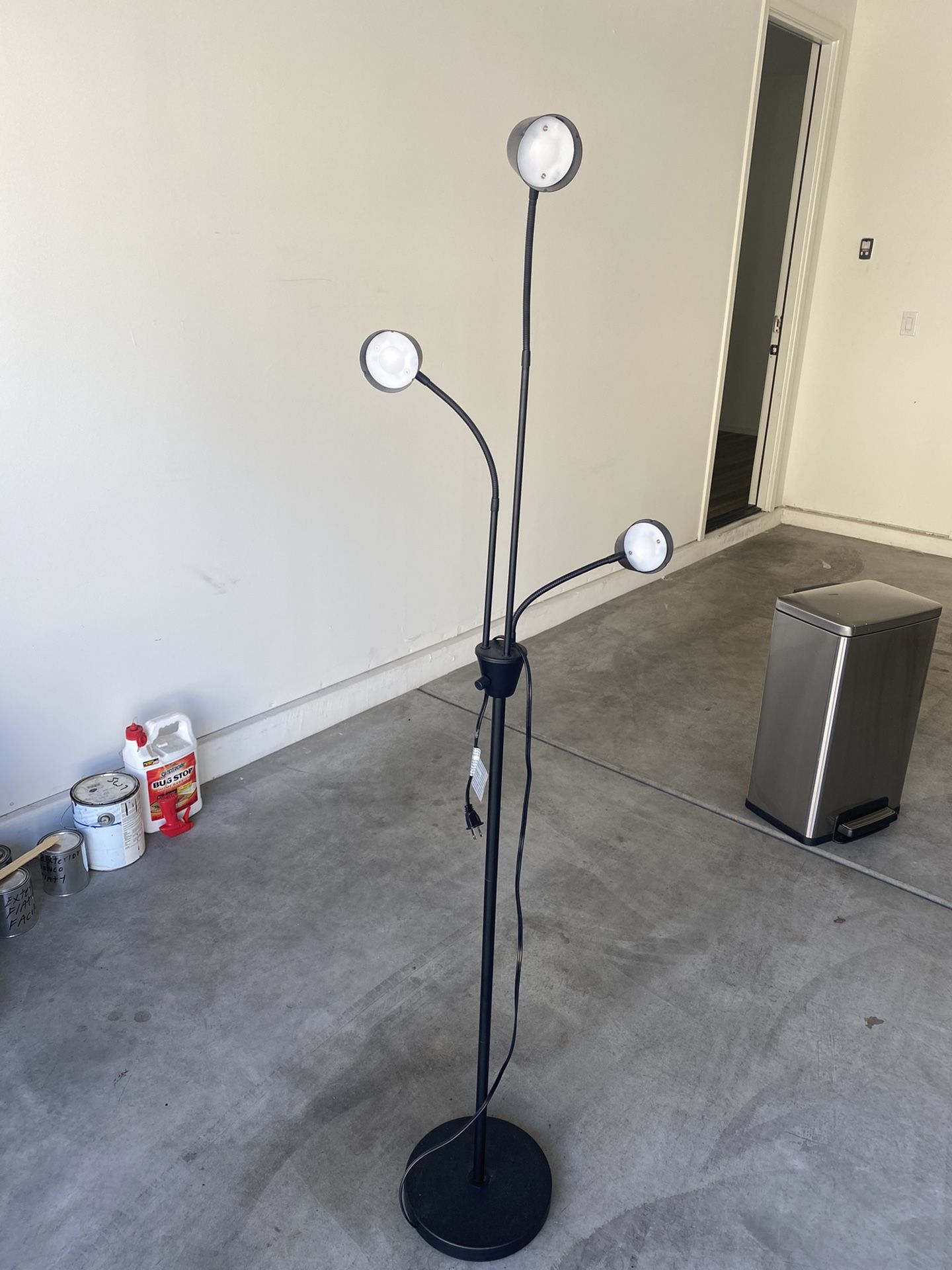 3 head floor lamp