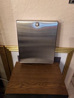 Paper Towel Dispenser