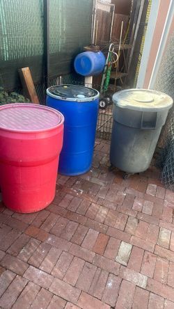 Plastic Containers With Lids