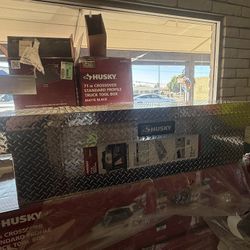 71.36 in. Diamond Plate Aluminum Full Size Crossbed Truck Tool Box