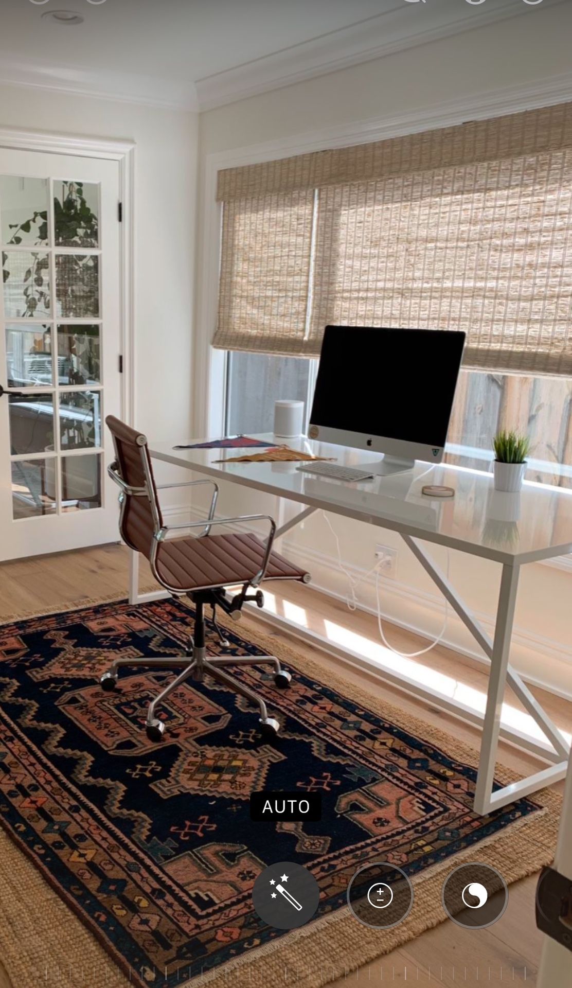 FREE DESK