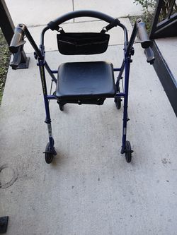 Drive Medical Rollator Walker with Seat