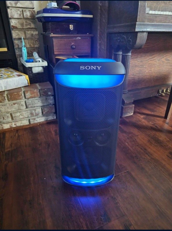 Sony XV500 Party Speaker