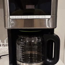 Braun BrewSense 12-Cup Drip Coffee Maker