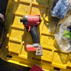 Milwaukee M18 Fuel Brushless Impact 