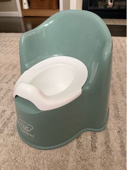 Green Babybjorn Potty Chair (Potty Training)