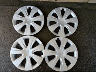 Subaru hubcaps Size “15”