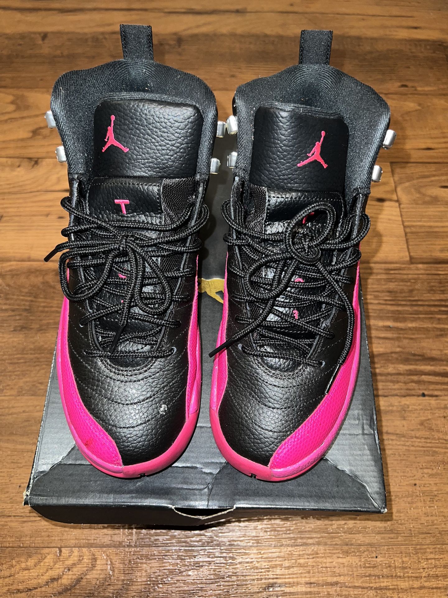 Jordan 12 Pink