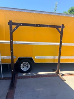 Freestanding Wooden Arch Frame