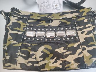 Kathy Van Zeeland Monte Carlo Top Zip Camouflage Convertible Bag NEW with Tags