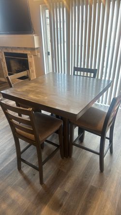 Dinner Table