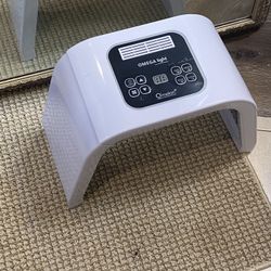 Light Therapy Machine 