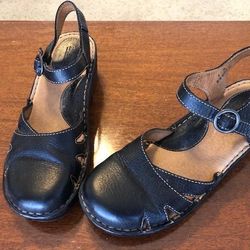 Born Black Ankle Strap Closed Toe Leather Wedge Shoes, Size 8 / 39