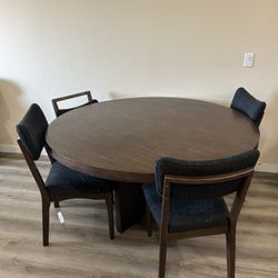 Round Ashley Dining Table