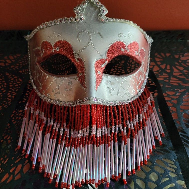 Masquerade Mask Red Beaded