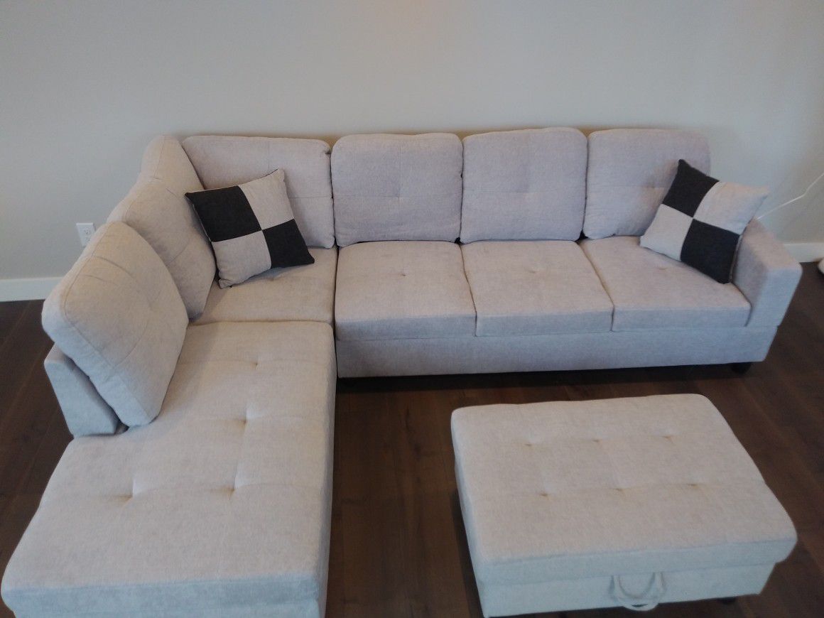 New Sectional with Storage Ottoman light grey