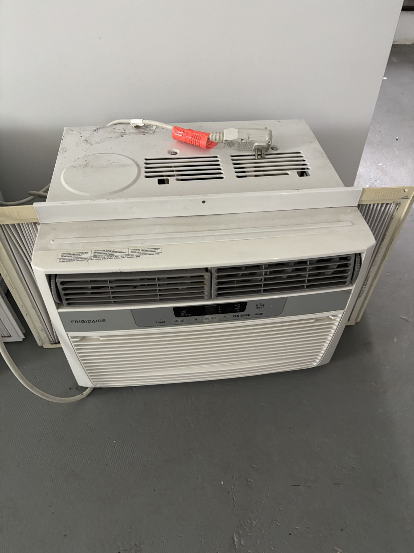 Frigidaire 8000BTU Air Conditioner