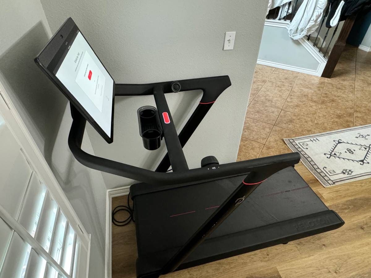 Peloton Tread