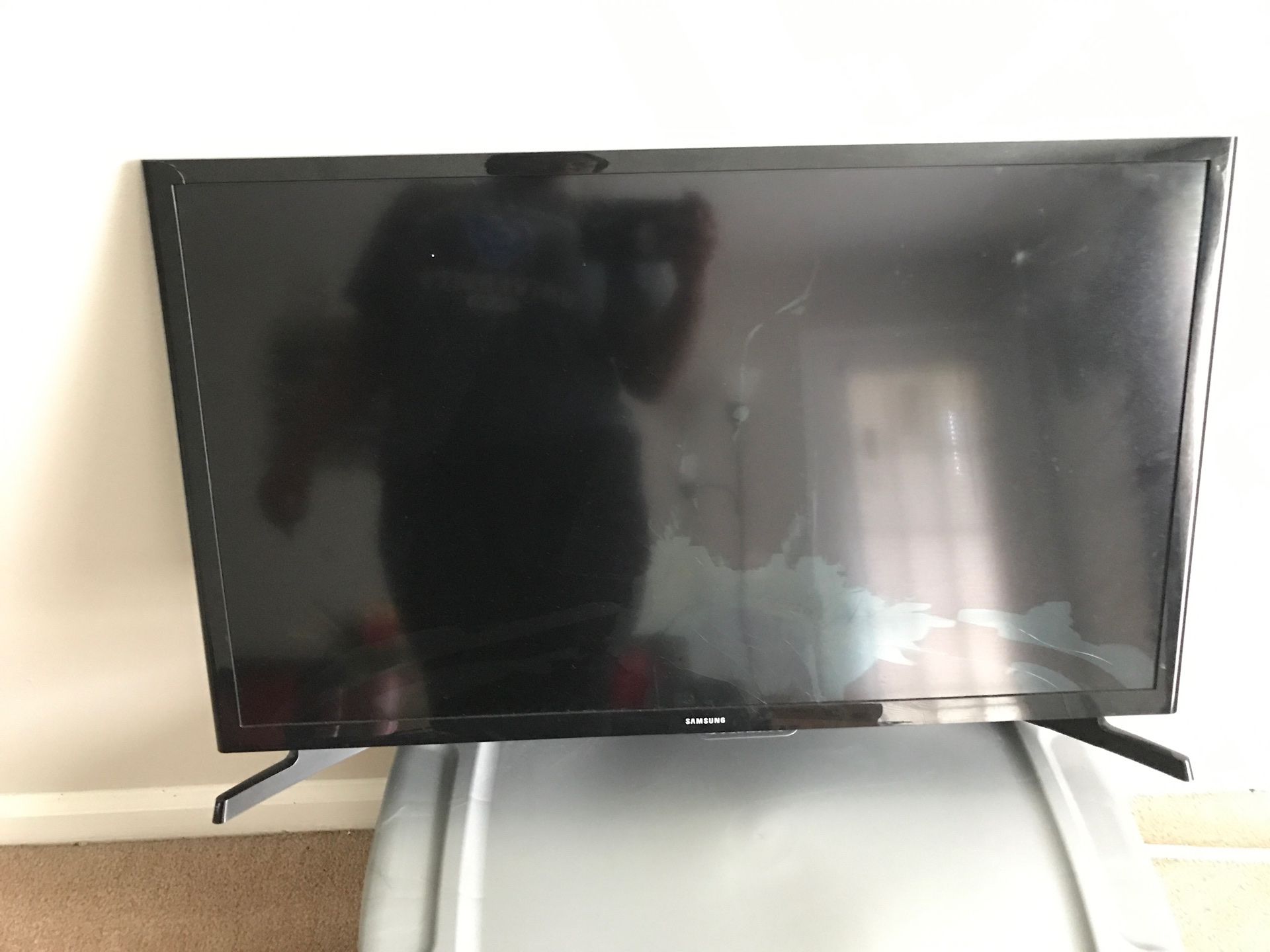 32 inch flat screen TV for parts