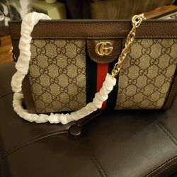Medium Purse