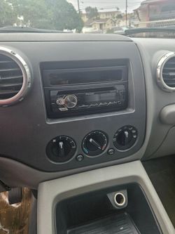 2004 Ford Expedition