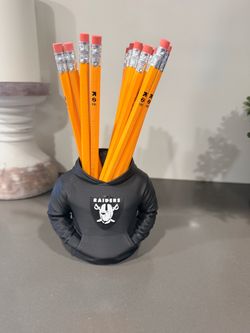 Las Vegas Raiders pencil holder
