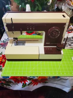 Pfaff Rare Synchrotonic 1229 Sewing Machine