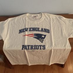 Brand New NFL Patriots Short Sleeve Shirt