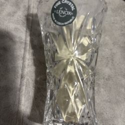 Lenox Crystal Star Vase – Full Lead Crystal – Made in Czech Republic – With COA