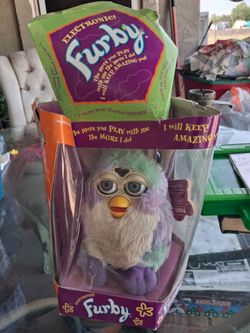 Furby 1999 Toy Hasbro Tiger Electronics