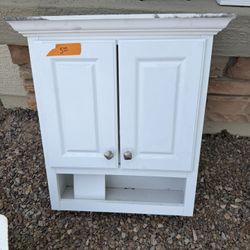 $5 Bathroom Cabinet  2 Doors & 2 Shelves