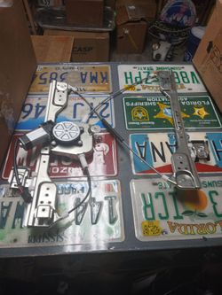 New 05-10 Chrysler 300 Charger Front Right Side Door Window Regulator