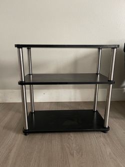 3 tier stand/ shelving unit