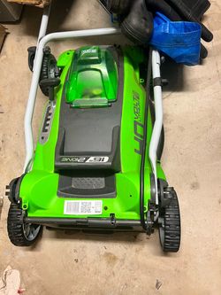 Greenworks 40V 16-Inch Cordless Lawn Mower