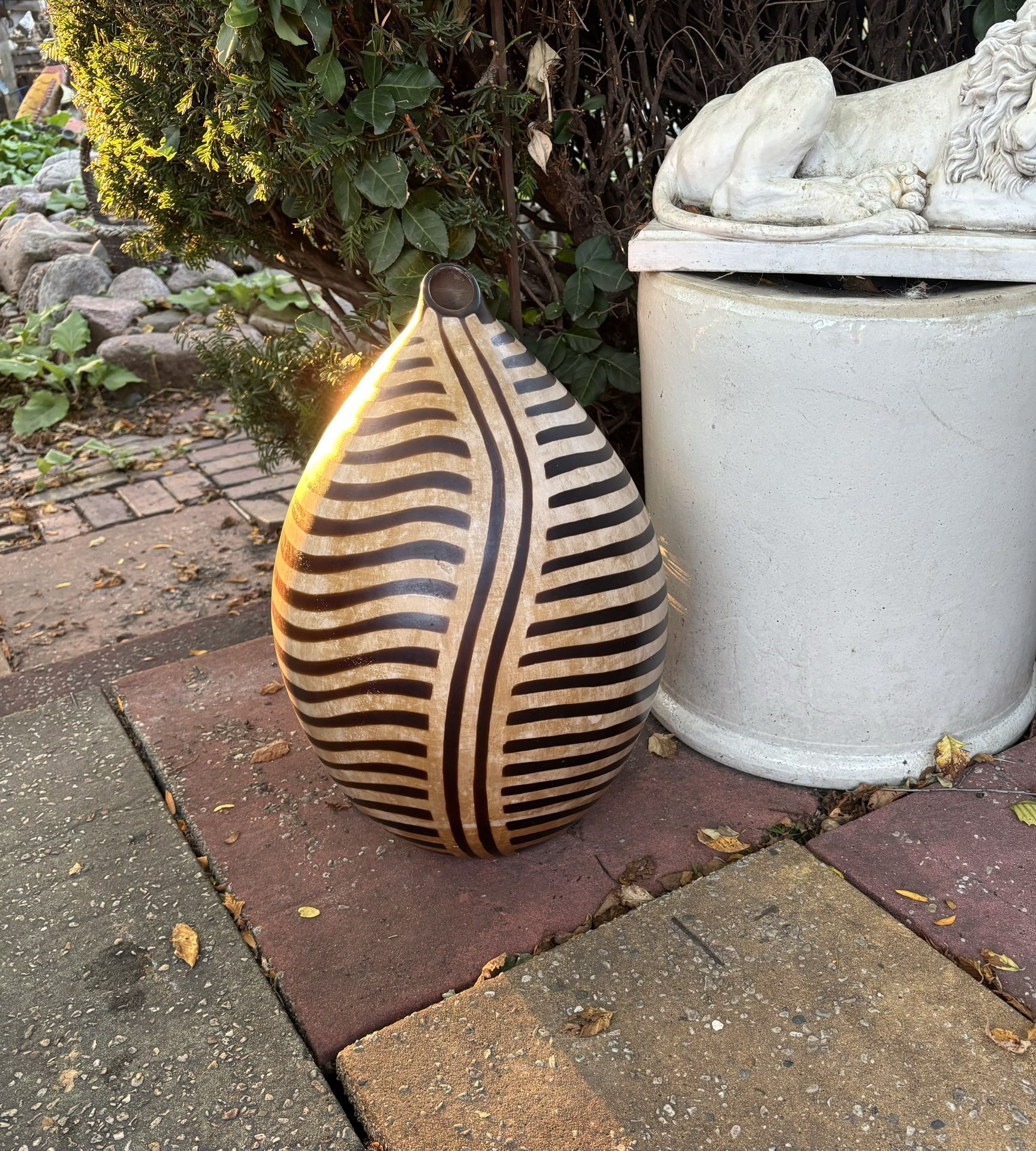 Big Peruvian Handmade Vase 