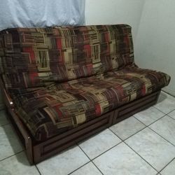 Futon With Drawers 
