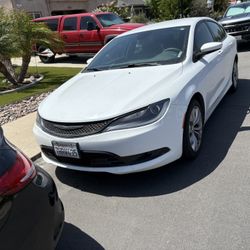 Chrysler 200s
