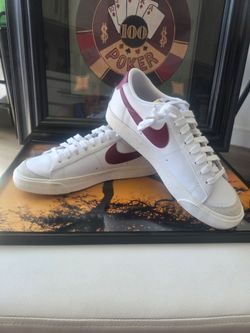 Nike Blazer Low '77 – White / Maroon