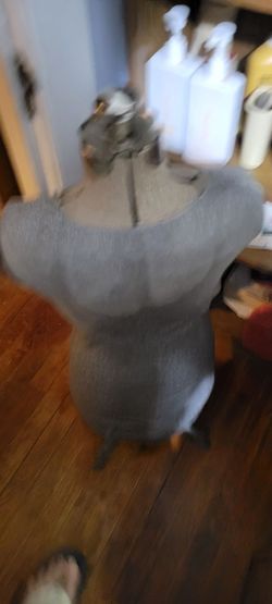 Vintage Acme Adjustable Dress Form / Tailor's Mannequin – Mid-Century Industrial Charm