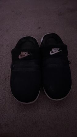 Nike Burrow Men’s Slippers