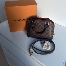 Louis Vuitton Alma BB 